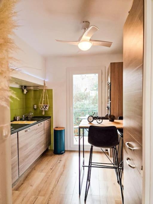 Eden Cassis - Centre Ville 2 Chbres - Wifi - Clim エクステリア 写真